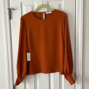 Aritzia Babaton Moda Blouse Sz S NWT